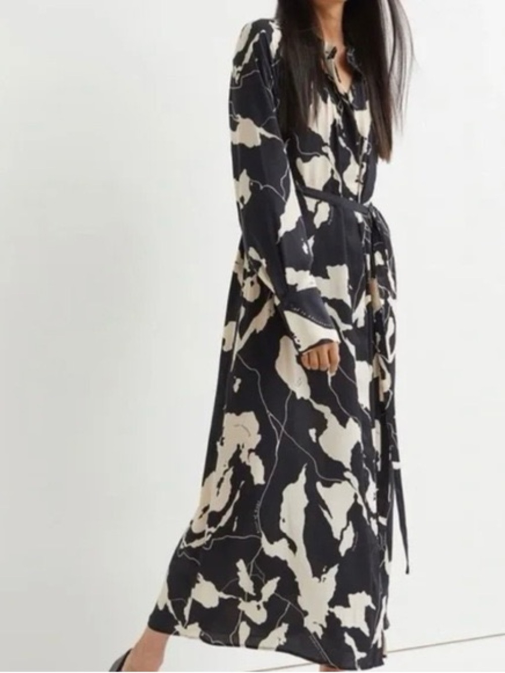 H&M Abstract Print Tie Belt Long Sleeve Shirt Dress